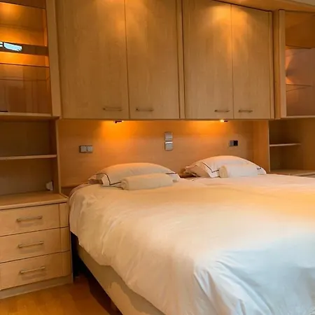 Lovely Two Bedroom Apartment With Free Parking Antwerp Exterior photo